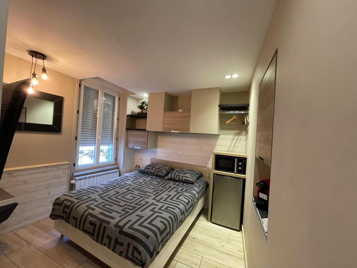 Rdc 1 - Chambre Meublee Au Coeur Du Centre Ville De Montluçon Exteriör bild