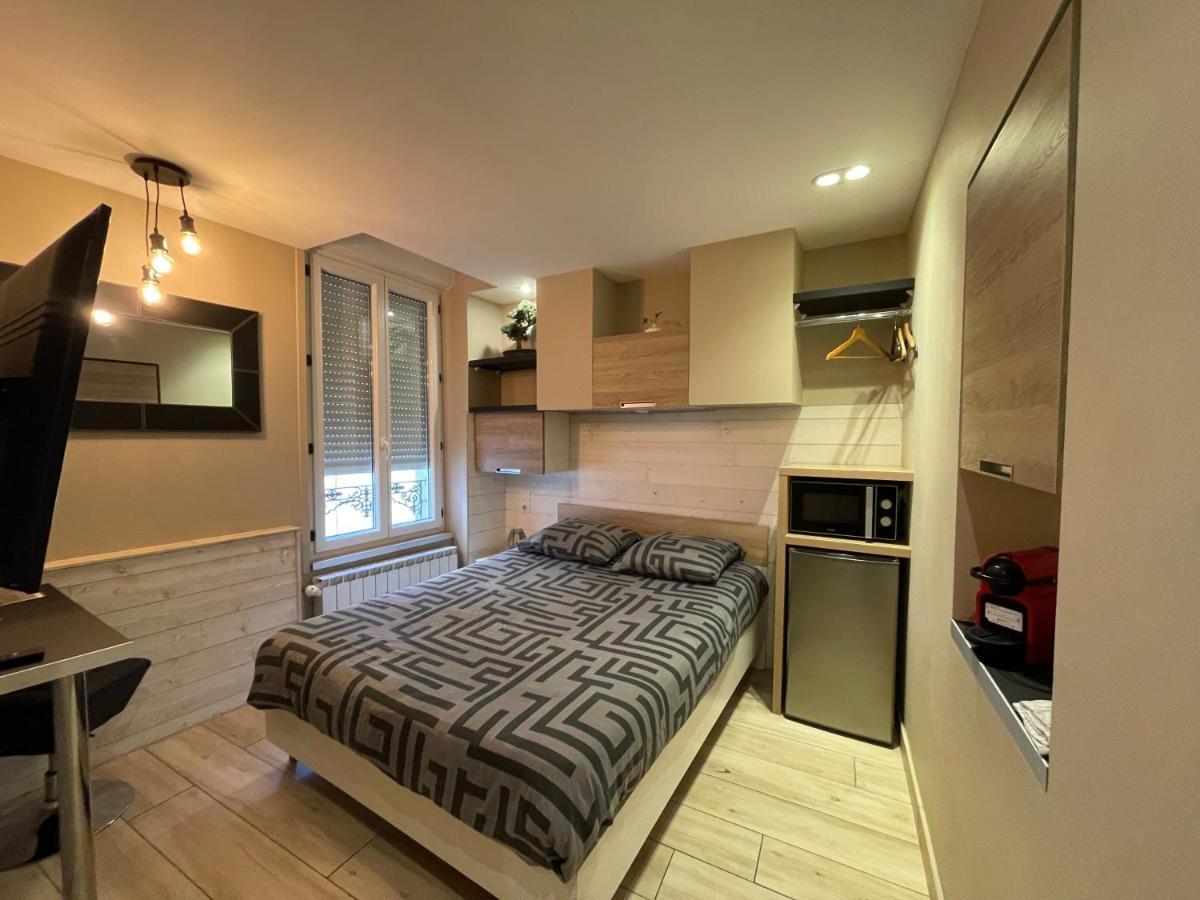 Rdc 1 - Chambre Meublee Au Coeur Du Centre Ville De Montluçon Exteriör bild